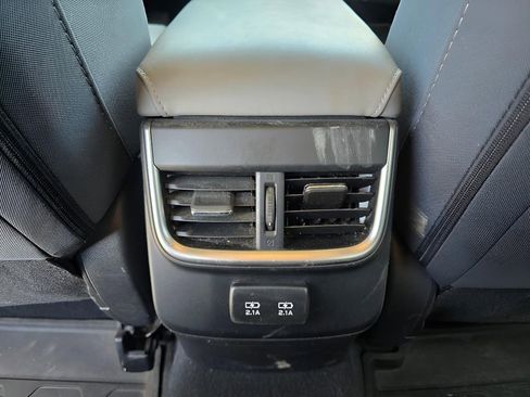 Used 2022 Subaru Outback Premium AWD/4WD image 14