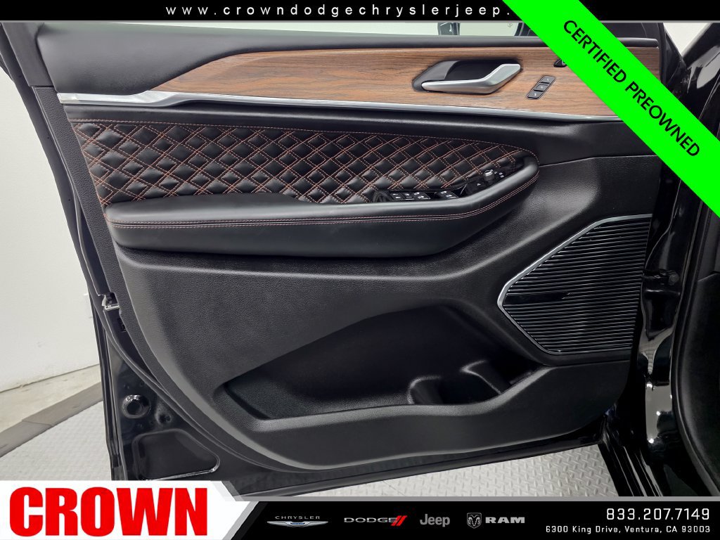 Certified 2023 Jeep Grand Cherokee Summit w/ Adv Protech Group IV AWD/4WD image 22