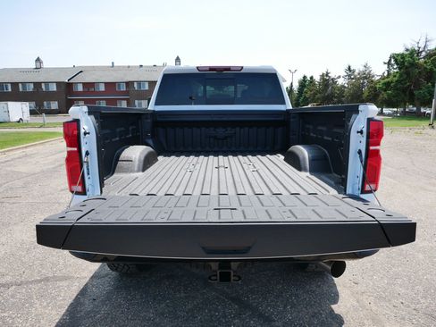 New 2026 Chevrolet Silverado 2500 ZR2 w/ LPO, Dark Essentials Package AWD/4WD image 10