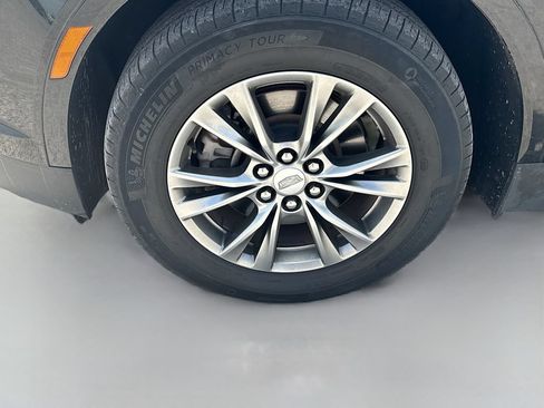Used 2023 Cadillac XT5 Premium Luxury FWD image 33