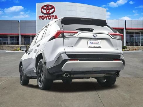 Used 2024 Toyota RAV4 SE AWD/4WD image 42