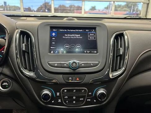 Used 2023 Chevrolet Equinox RS AWD/4WD image 24