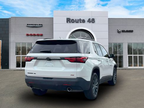 Used 2023 Chevrolet Traverse RS AWD/4WD image 5