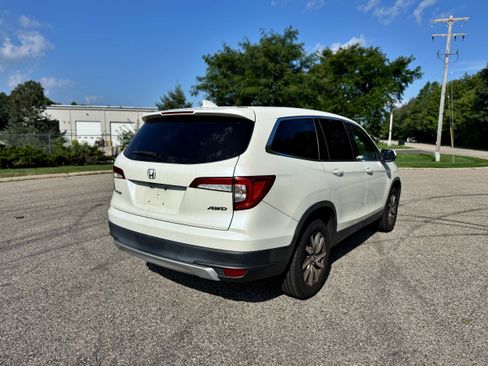 Used 2019 Honda Pilot EX image 9