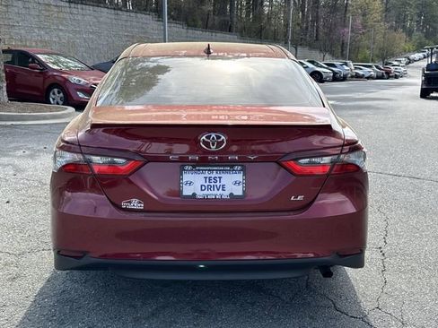 Used 2021 Toyota Camry LE image 2