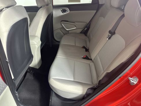 Used 2023 Kia Soul LX FWD image 22