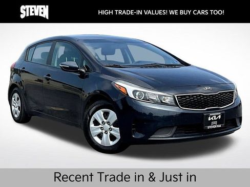 Used 2017 Kia Forte LX FWD image 1