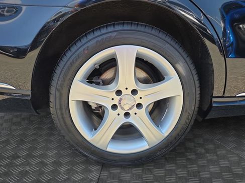 Used 2014 Mercedes-Benz E 350 4MATIC Sedan image 39
