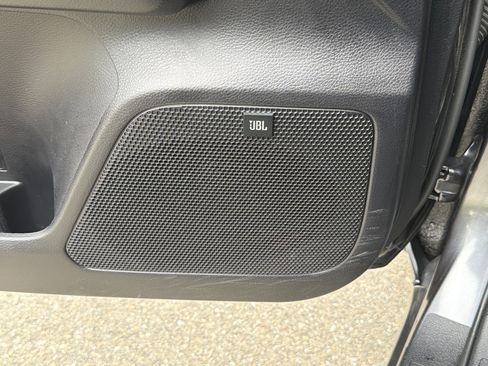 Used 2021 Toyota Tacoma TRD Off-Road image 54