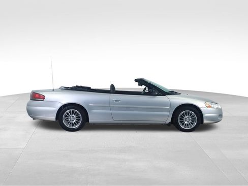 Used 2004 Chrysler Sebring LXi FWD image 19