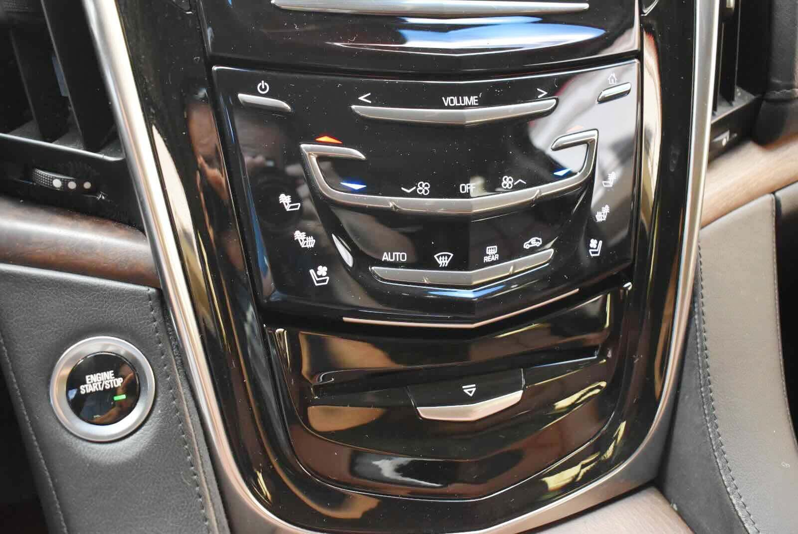 Used 2016 Cadillac Escalade ESV Premium AWD/4WD image 24
