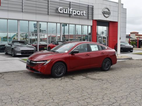 Used 2026 Nissan Sentra SV w/ SV Convenience Package FWD image 2
