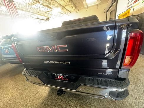 Used 2022 GMC Sierra 1500 SLT w/ SLT Premium Plus Package image 6