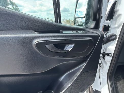 Used 2021 Mercedes-Benz Sprinter 3500 image 20