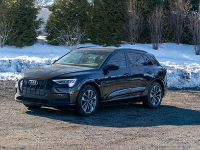 Used 2021 Audi e-tron Premium Plus w/ Premium Plus Package