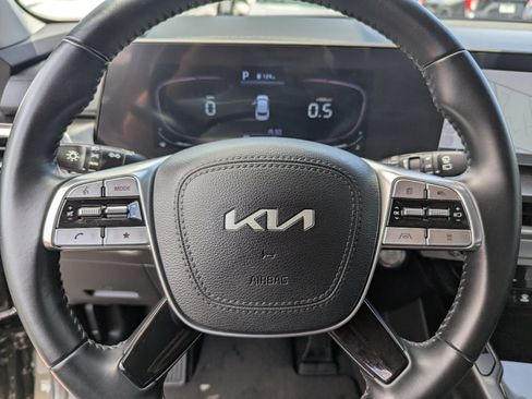 Used 2024 Kia Telluride S w/ S Sunroof Package FWD image 36