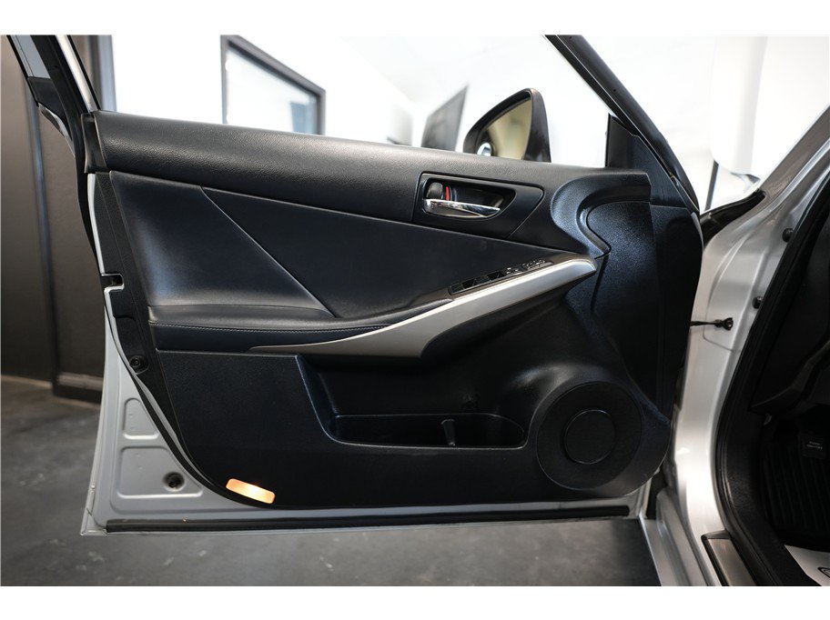 Used 2015 Lexus IS 250 w/ F-Sport Package RWD image 16