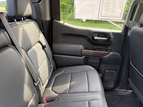 Used 2021 Chevrolet Silverado 1500 LT w/ Convenience Package II AWD/4WD image 40
