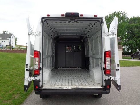 Used 2023 RAM ProMaster 2500 FWD image 5