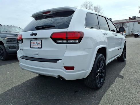 Used 2021 Jeep Grand Cherokee Laredo X image 20