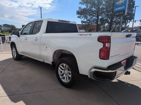 Used 2023 Chevrolet Silverado 1500 LT AWD/4WD image 3