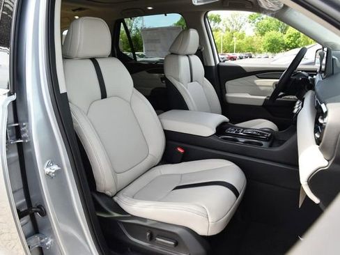New 2026 Honda Pilot Touring image 24