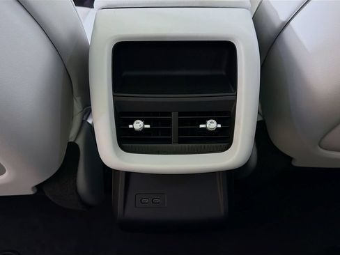 Used 2024 Cadillac Lyriq Luxury RWD image 41