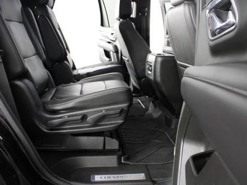 Used 2021 Chevrolet Tahoe LT w/ LT Signature Package image 25
