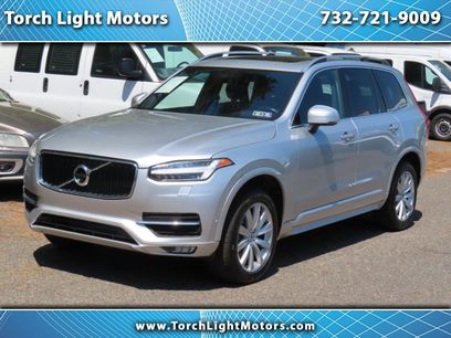 Used 2018 Volvo XC90 T6 Momentum w/ Convenience Package