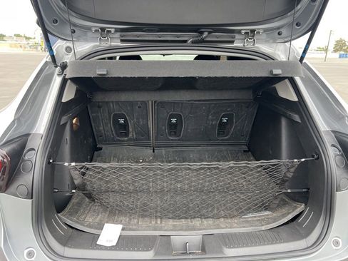 Used 2025 Chevrolet Trax ACTIV w/ Driver Confidence Package FWD image 7