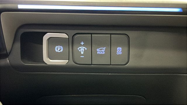 Used 2025 Hyundai Santa Fe Limited AWD/4WD image 34