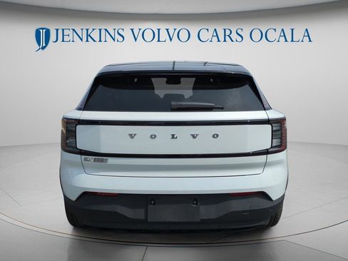 New 2026 Volvo EX30 Plus w/ Climate Package RWD image 4