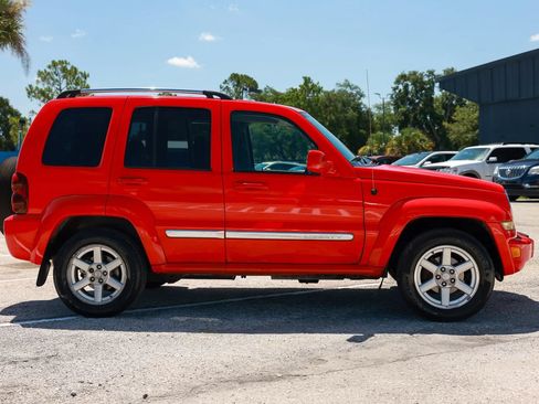 Used 2006 Jeep Liberty Limited AWD/4WD image 8