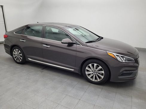 Used 2016 Hyundai Sonata Sport w/ Option Group 1V FWD image 11