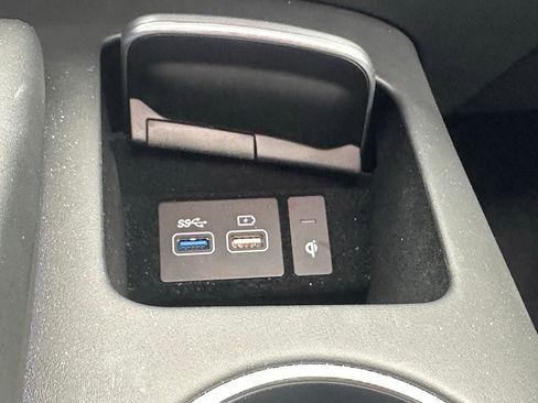 Used 2023 Genesis Electrified GV70 Prestige w/ Prestige Package image 40