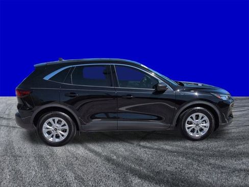 Certified 2024 Ford Escape Active image 3