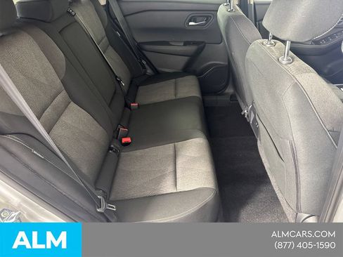 Used 2025 Nissan Rogue SV FWD image 19