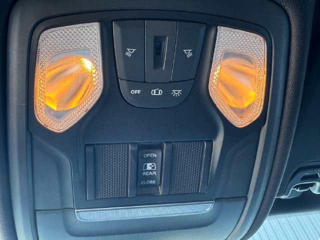 Used 2021 RAM 1500 Big Horn AWD/4WD image 46