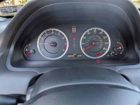 Used 2010 Honda Accord LX-P image 16