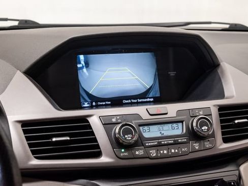 Used 2016 Honda Odyssey EX-L image 17