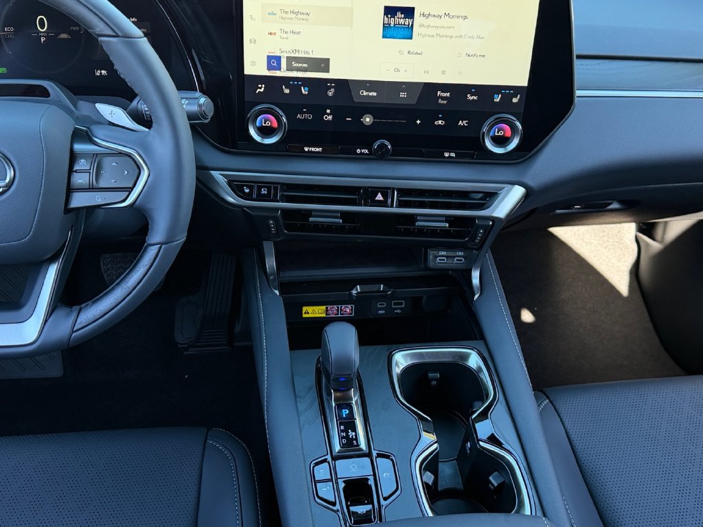 New 2026 Lexus RX 350 w/ Convenience Package AWD/4WD image 10