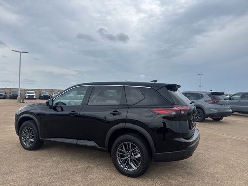 Certified 2024 Nissan Rogue S image 16