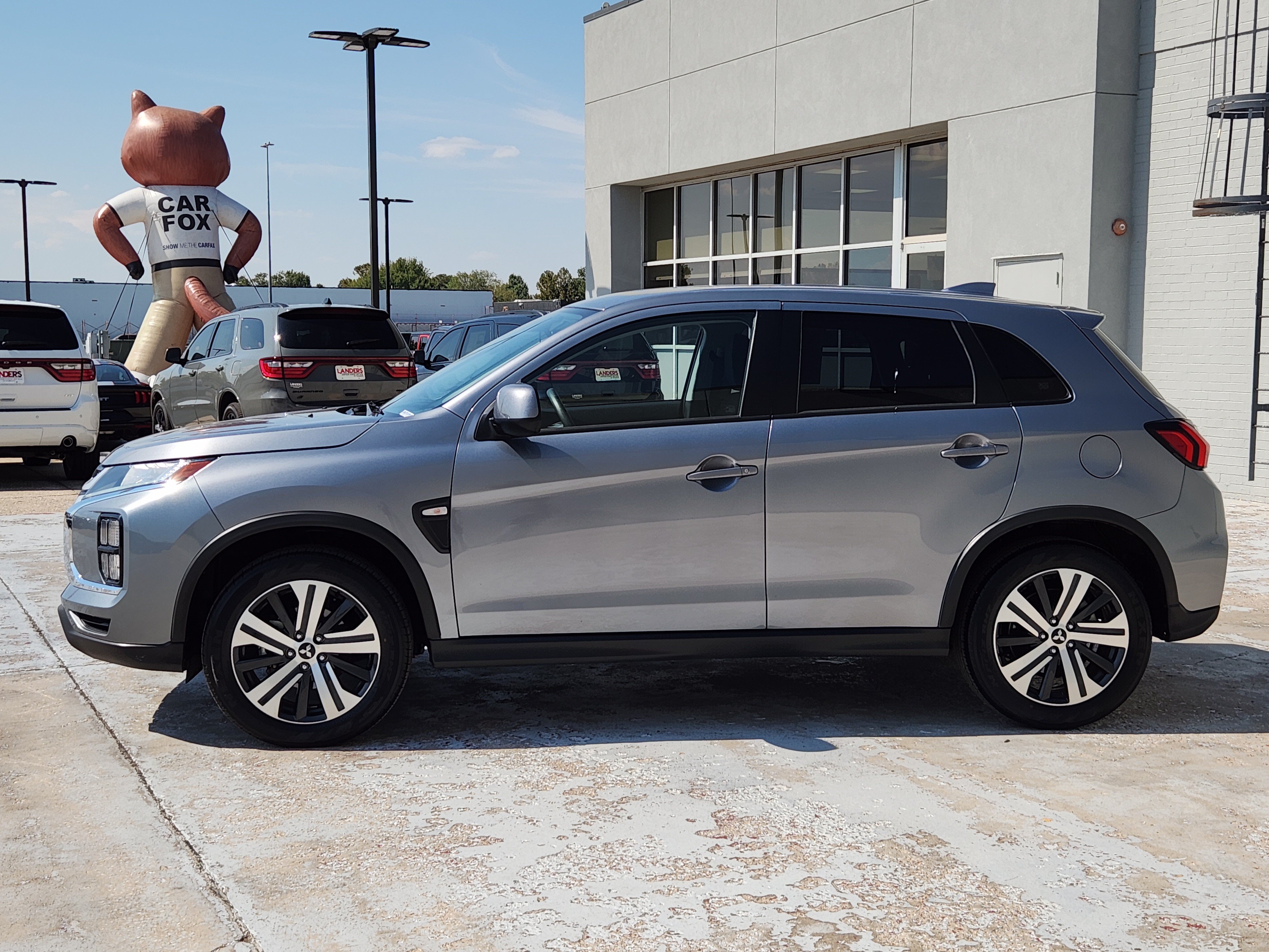Used 2025 Mitsubishi Outlander Sport ES AWD/4WD image 5