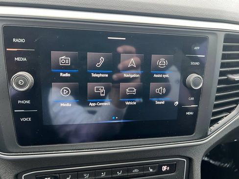 Used 2021 Volkswagen Atlas SE AWD/4WD image 39