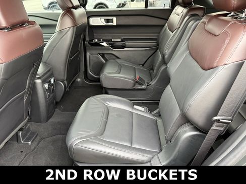 Used 2023 Ford Explorer Platinum w/ Technology Package image 9