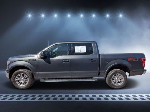 Used 2019 Ford F150 Lariat w/ Trailer Tow Package image 5