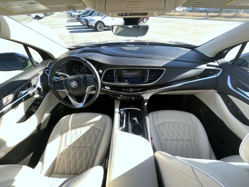 Used 2023 Buick Enclave Avenir w/ Avenir Technology Package image 15
