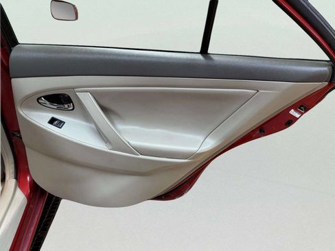 Used 2007 Toyota Camry Hybrid image 23