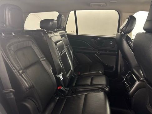 Used 2020 Lincoln Aviator Reserve RWD image 14