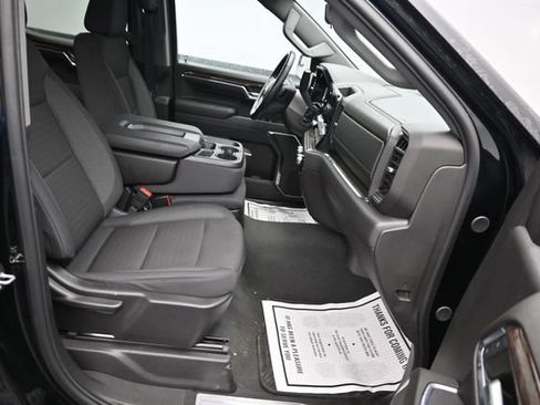 Used 2024 GMC Sierra 1500 Elevation AWD/4WD image 7